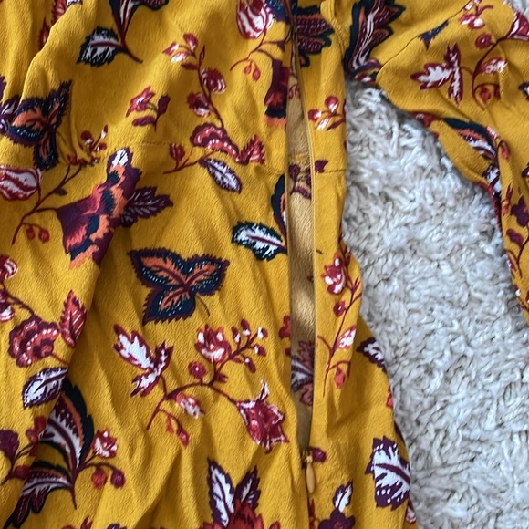 F21 Paisley Tunic,tag L,but has shrunk a bit so would say closer to small/medium - Picture 4 of 6